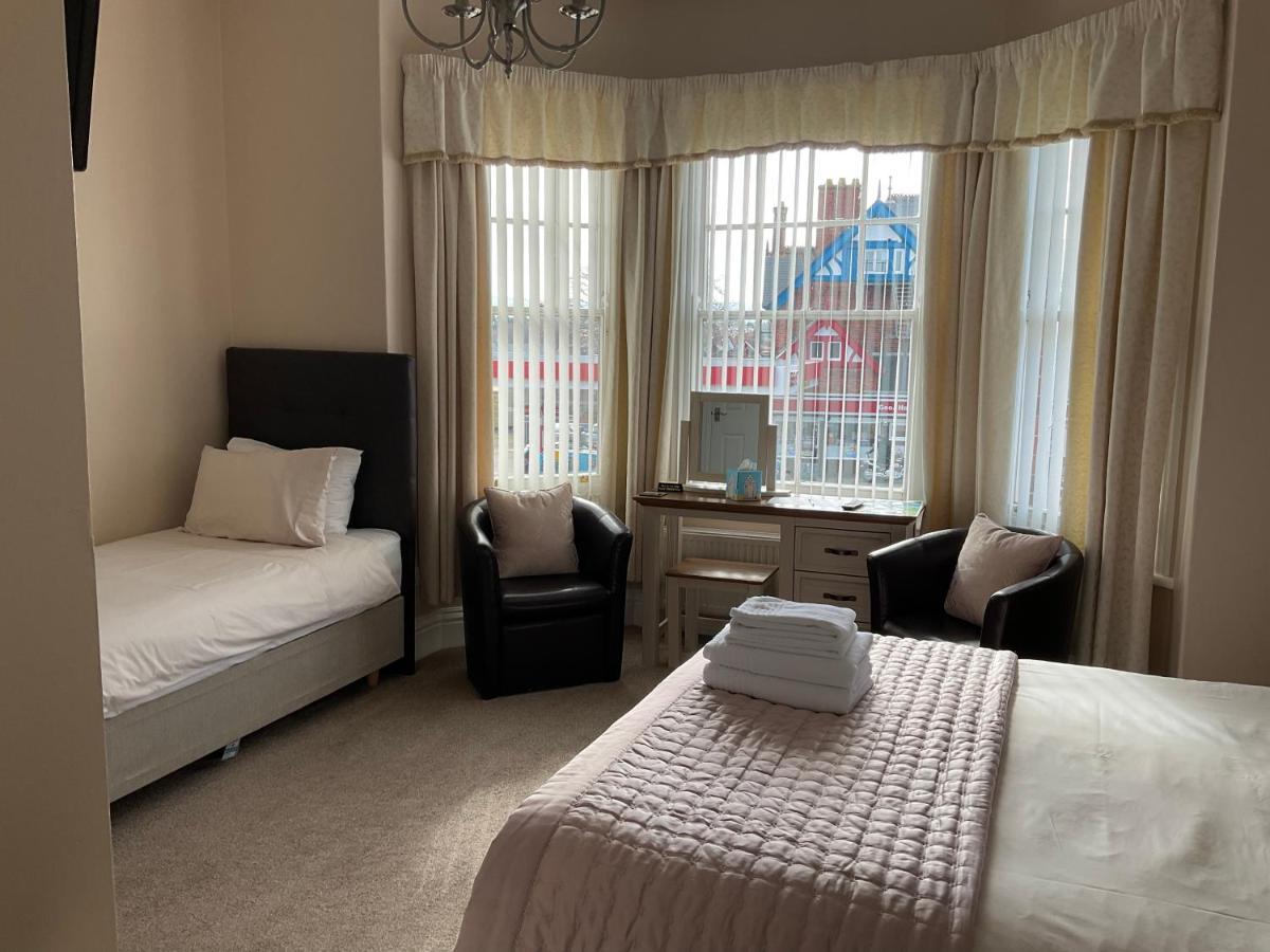 Glenora Guest House Γουίτμπι Εξωτερικό φωτογραφία