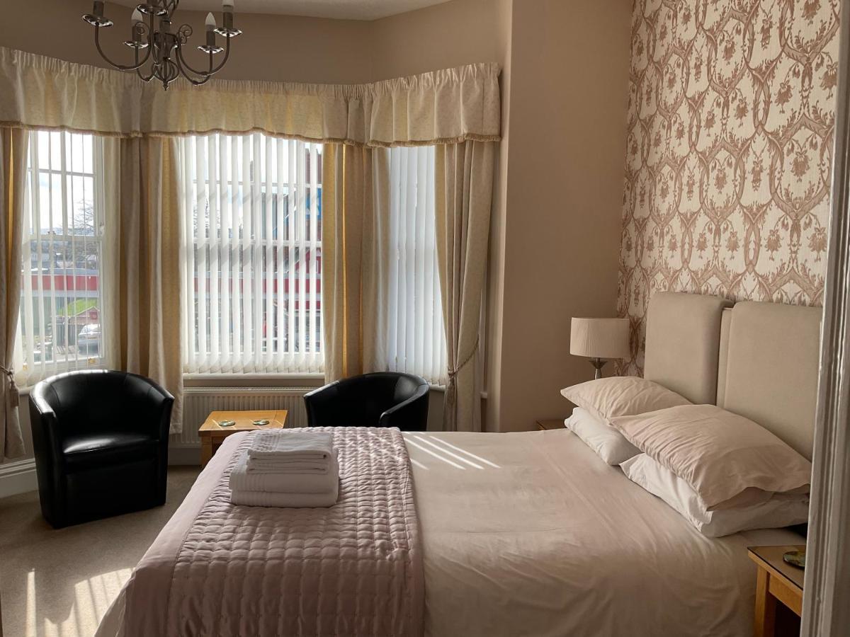 Glenora Guest House Γουίτμπι Εξωτερικό φωτογραφία