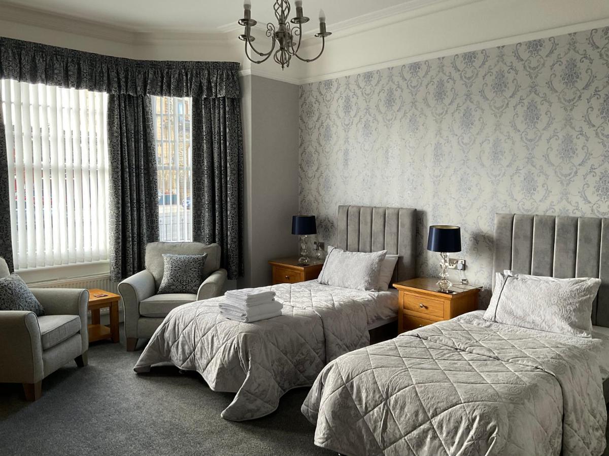 Glenora Guest House Γουίτμπι Εξωτερικό φωτογραφία
