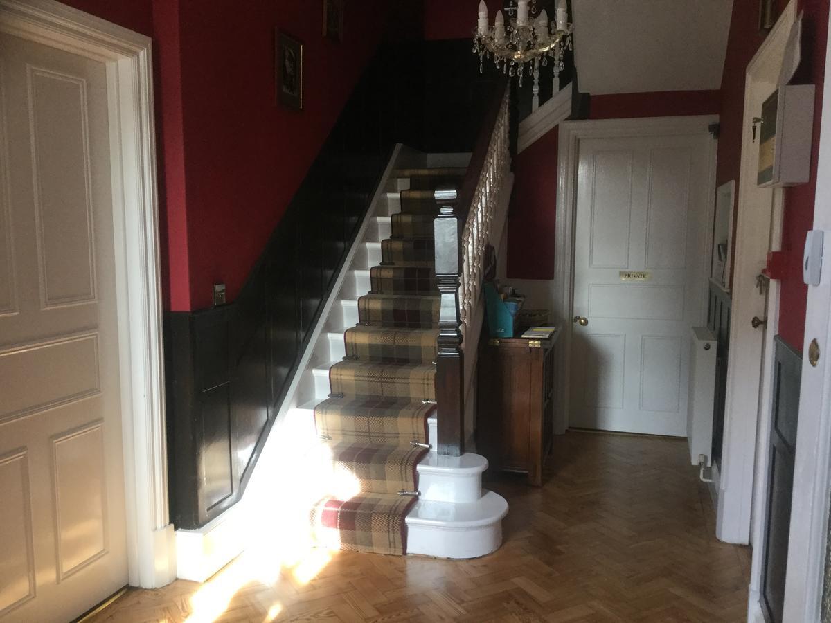 Glenora Guest House Γουίτμπι Εξωτερικό φωτογραφία