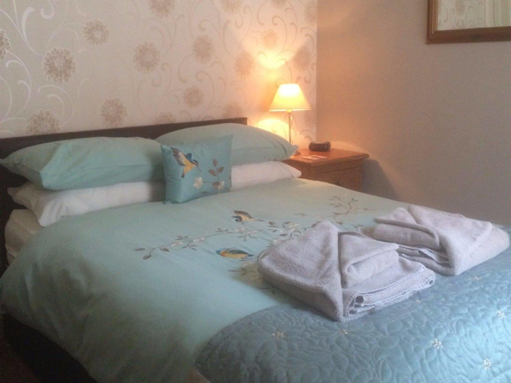Glenora Guest House Γουίτμπι Εξωτερικό φωτογραφία